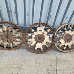Old Spoke Wooden Rims Metal Car Truck Antique Classic Vintage