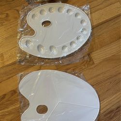 Oval Plastic Palette $5 each New