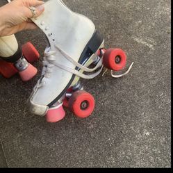 Vintage Roller Skates -Women’s Size 6