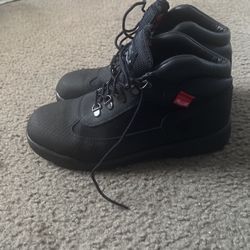 Young men’s Timberlands Boots 