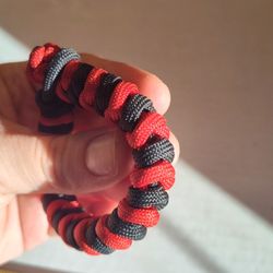Handmade Red and Black Snake Knot Paracord Bracelet, Medium Size? 