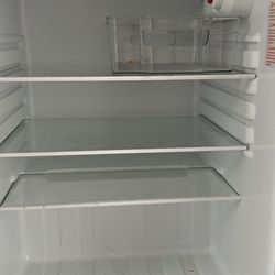 magic chef mini fridge 