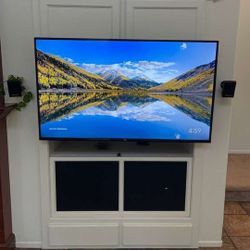 Samsung Smart TV 55 Inch  Good Conditions 2022 Año) 