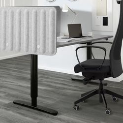 
IKEA EILIF Screen for desk, gray, 63x18 7/8 "
