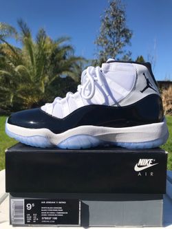 Jordan 11 Retro "Concord" White / Black ( Size 9.5 )