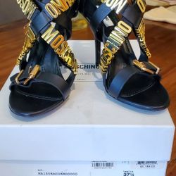 MOSCHINO HEELS(7.5)