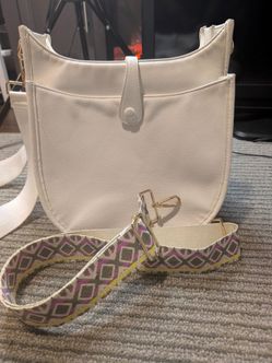 Ahdorn Women’s White Solid Crescent Crossbody Bag, Top Handle, Gold, Detach