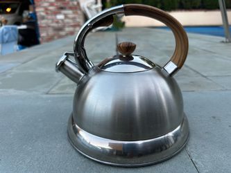 Stainless Steel Whistling Tea Kettle – Wood Look Handle – $15