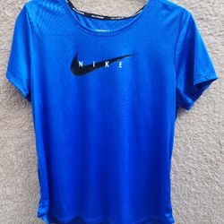 LADIES NIKE TOP