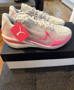 Nike GT Cut Think Pink - Brand New - size 6.5 Mens/8 Womens 