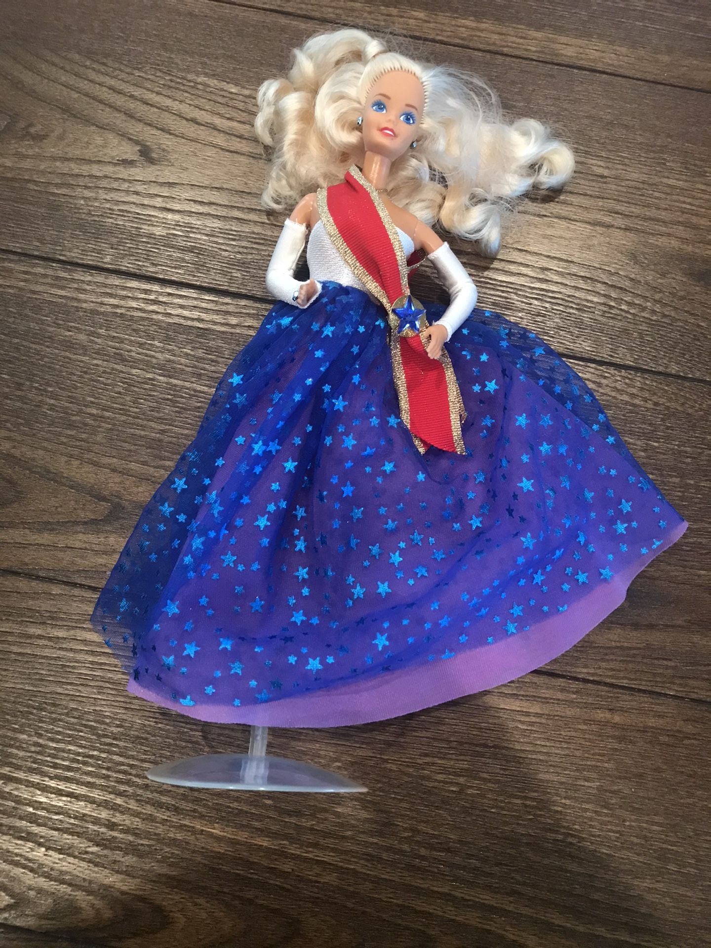 Rare Vintage 1989 UNICEF Barbie