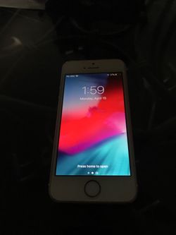 iPhone SE 100$