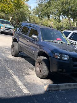 2003 Ford Escape