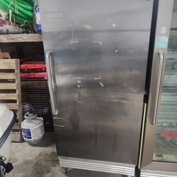 Commercial Frigidaire Refrigerators