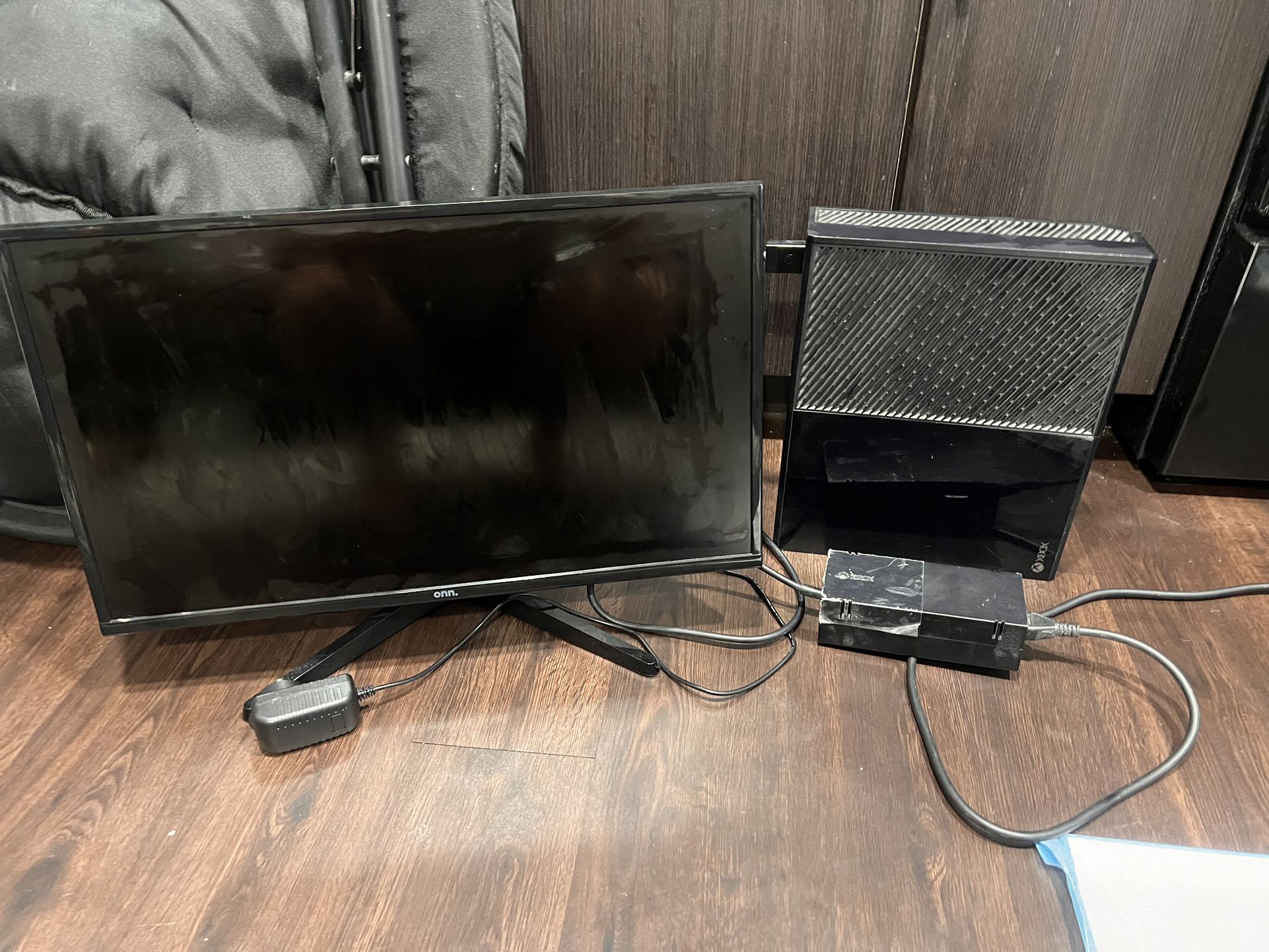 Monitor And Xbox One