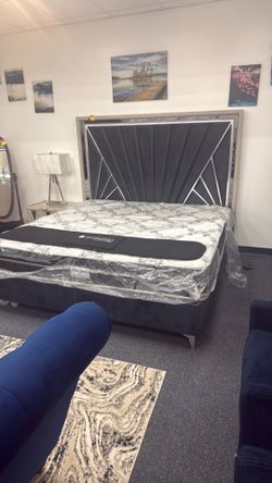 New king storage bed with mattress new 1399