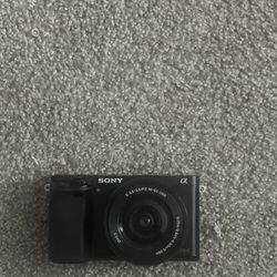 Sony A6000 With Lens and Attachments 