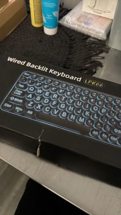 Wired backlit keyboard