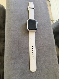 Apple Watch Series 8