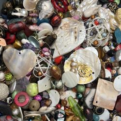 Mixed Beads & Jewelry Craft Lot