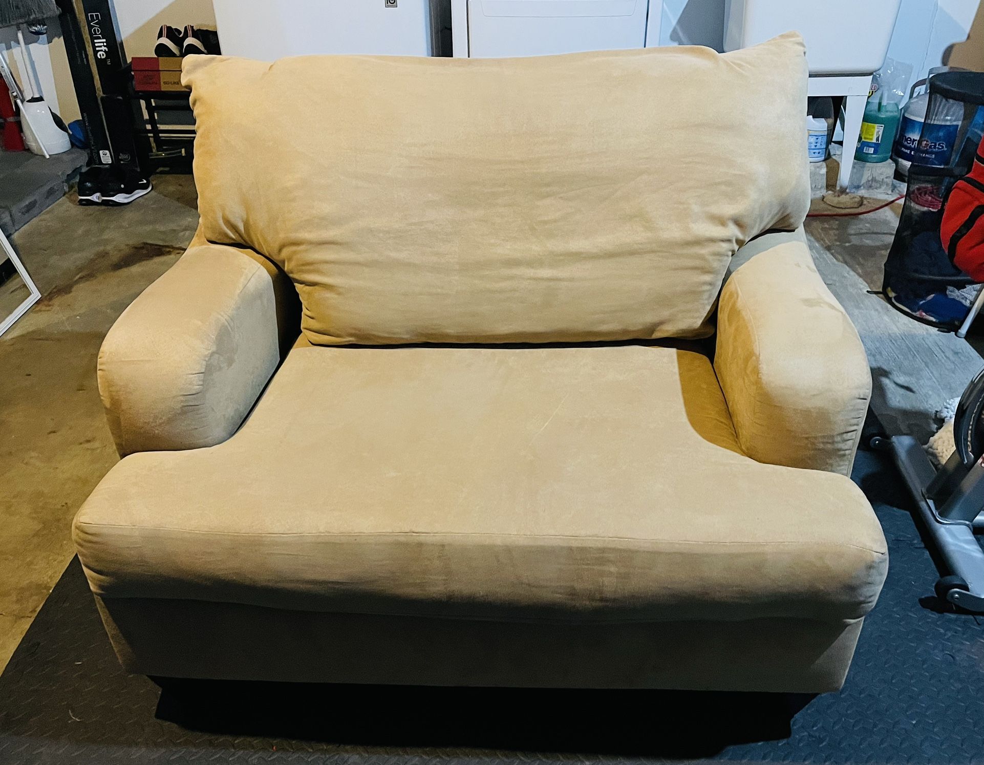 Loveseat