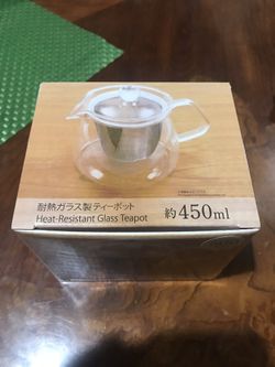 New. Heat-Resistant Glass Teapot