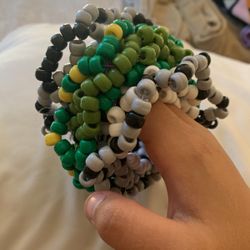 Rotating Kandi Cuff