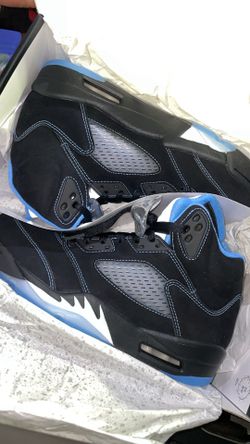 Retro 5 university blue size 9 men