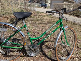 Schwinn Collegiate 5 1970's Campus Green (AS IS)
