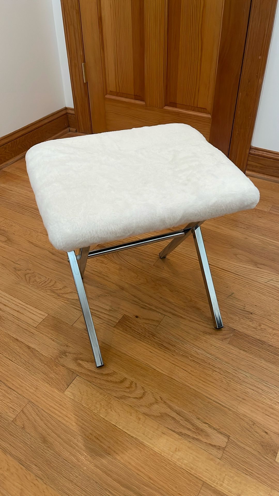 Furry White Stool With Silver Metal Hardware
