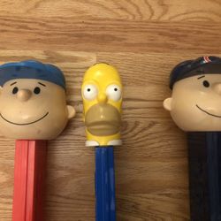 Simpson Paz Candy Dispenser . All For 15 $