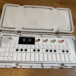 Teenage engineering op1 field