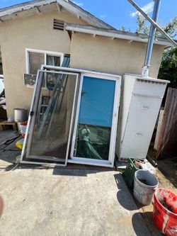 Sliding door