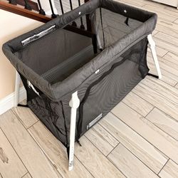 Guava Family Travel Crib