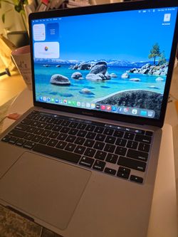 2020 MacBook Pro A2338,M1 ,8Gb,256Gb,13” LCD, Original Apple AC Charger, Good Condition,Silver Color,Office 2022,Tahoe MAC OS for Sale Promo Now