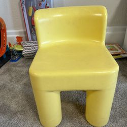 Free Kids Chair