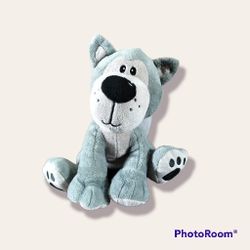 Fiesta Great Wolf Lodge Sitting Gray  WOLFIE 10" Stuffed Animal Plush