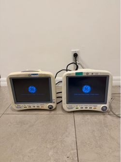Pair of Used, Tested & Working GE Dash 4000 Patient Monitor