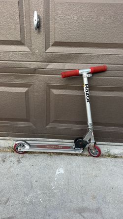 Razor scooter