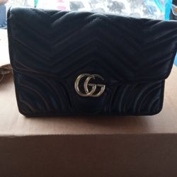 New Gucci Leather Perfect Condition Nueva 