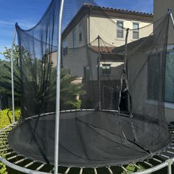 10 Foot Trampoline With Net Enclosure 10’ 
