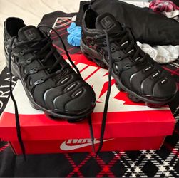 New Nike Air Vapor Max Plus Size 8 Men