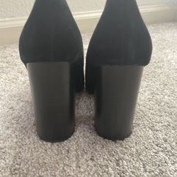 Nine West Astoria pump