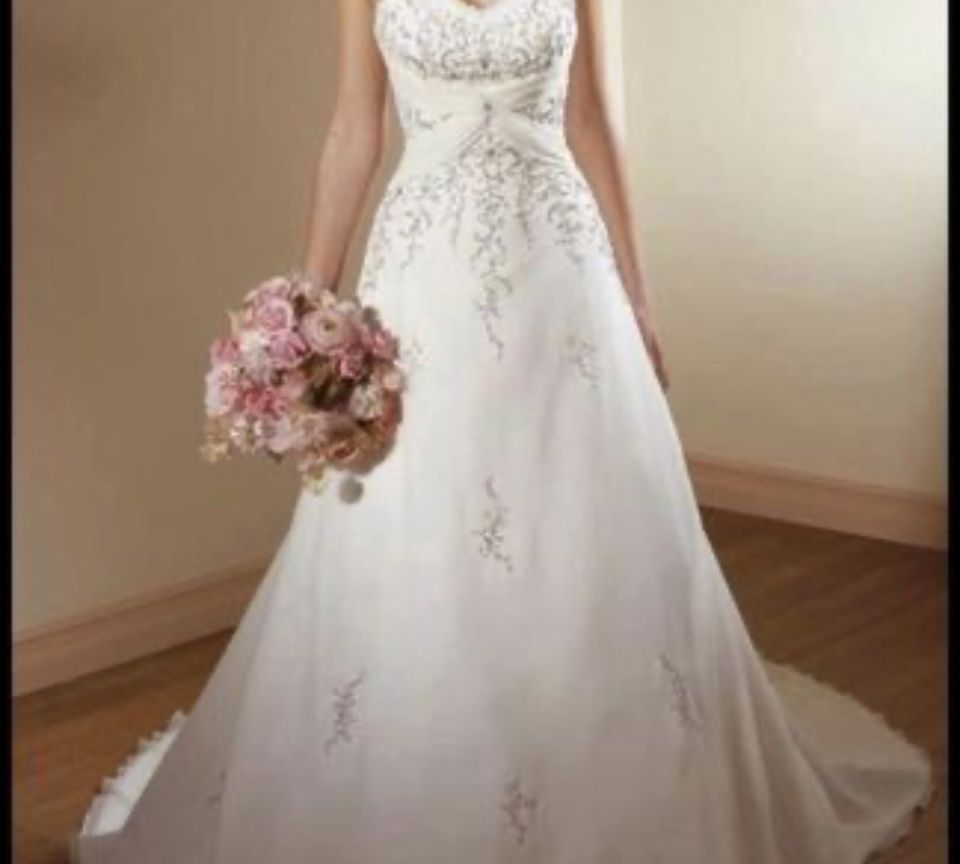 * NEW * Mori Lee Size 10 w tags on wedding Dress - NO Delivery _\\______