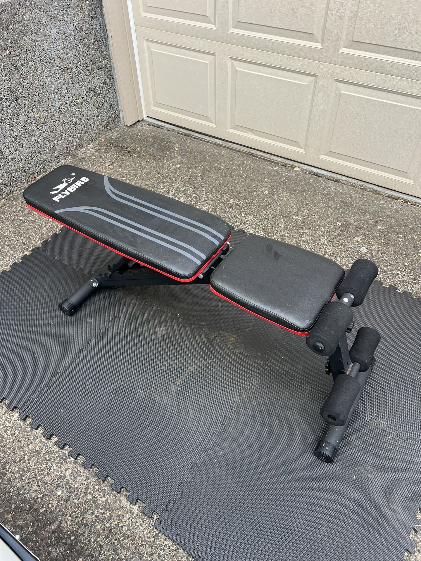 Adjustable Weight Bench