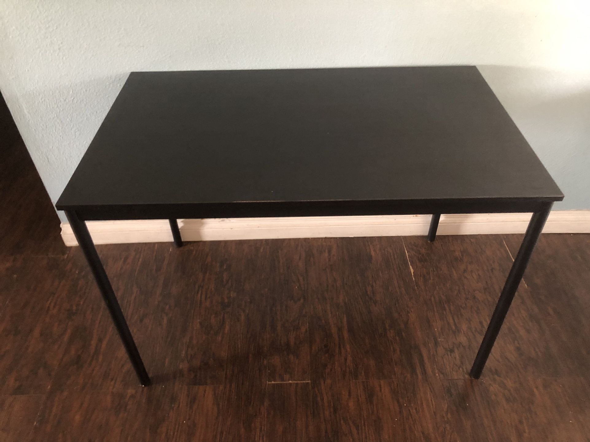 Table IKEA