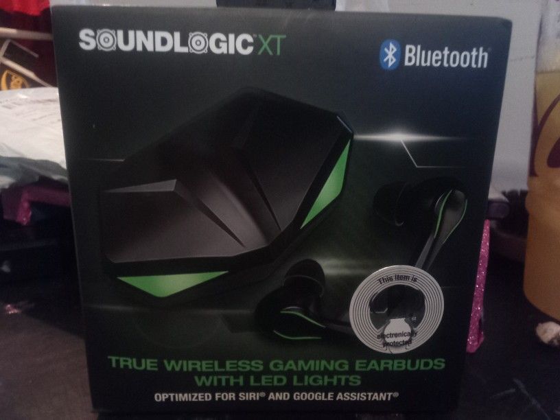 Blue Tooth Earbuds