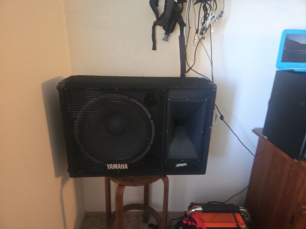 Yamaha Speakers