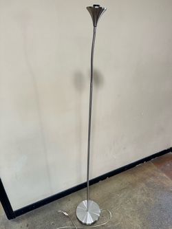 Brushed Metal Gooseneck Floor Lamp / Reading Lamp – $15