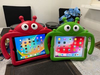 ipad good conditions unlocked 60/85/100🍎🍎🎁🎁.  Good bless you 👏👏🙏🙏🏠🚘🙏🏠🏠